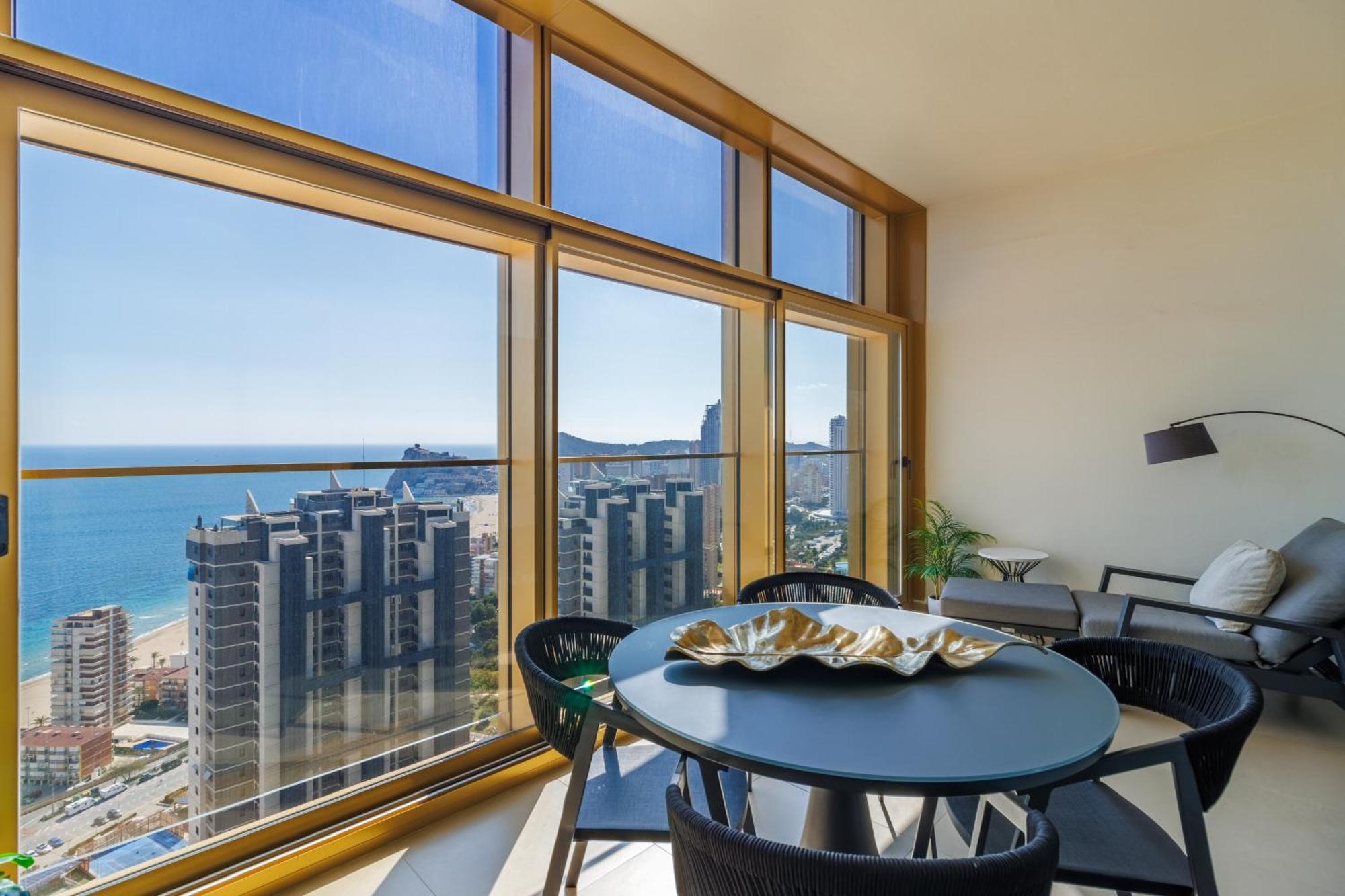Intempo By Holuxe - 216 - 21St Floor Apartment Benidorm Bagian luar foto